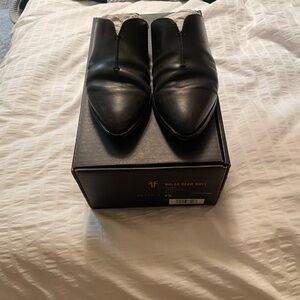 Frye Black leather Nolan Seam Mule